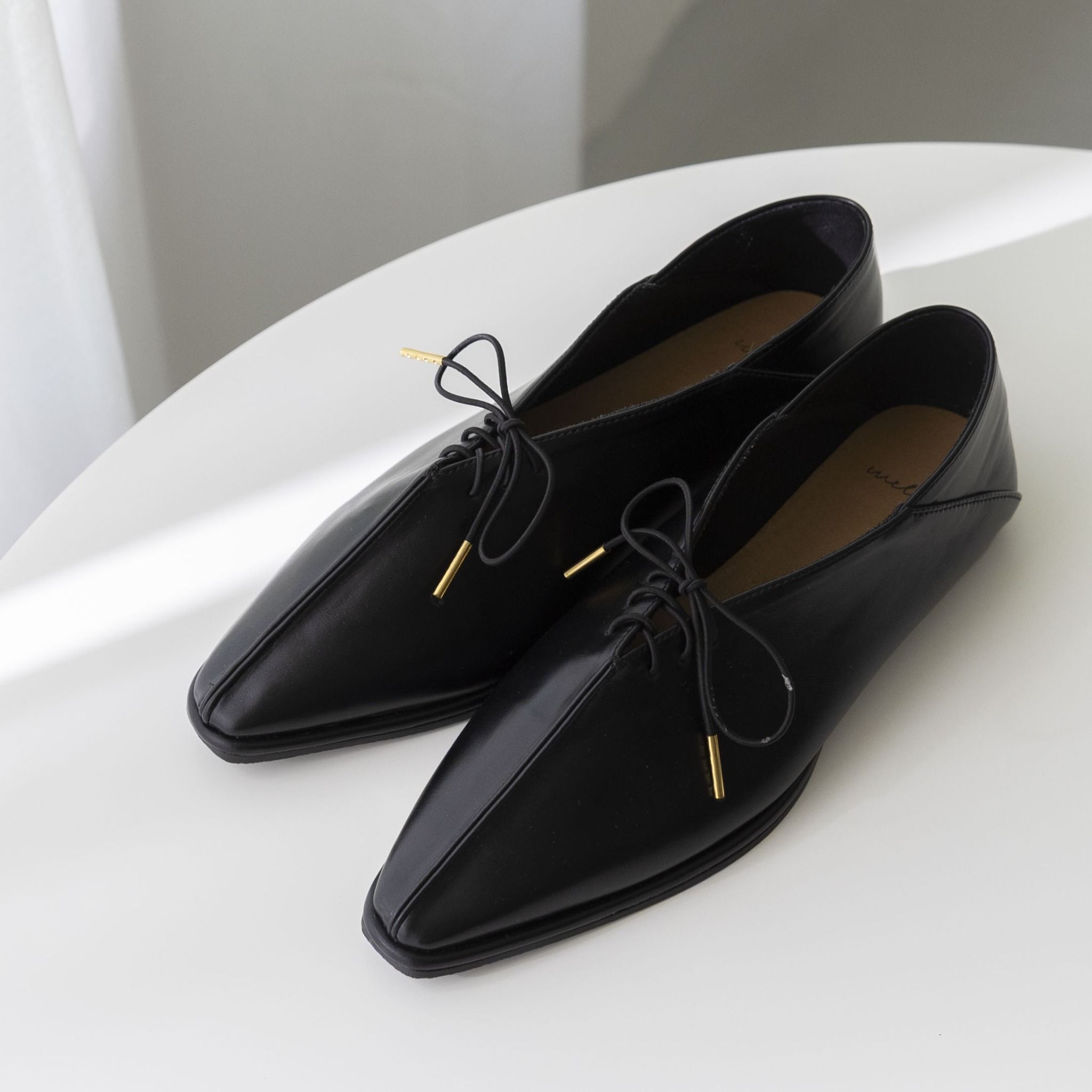 welleg from outletshoes�i�E�F���b�O�t�����A�E�g���b�g�V���[�Y�j�̃V���b�v�j���[�X�u�y �ɂ�� �z�V���[�Y�ɑҖ]�̐V�삪�o��v