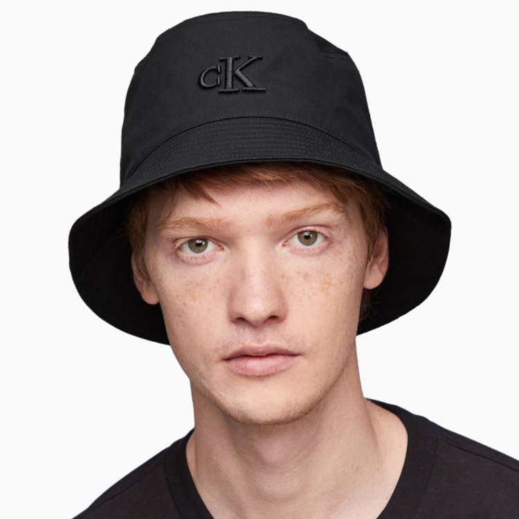 Calvin Klein｜カルバンクラインのトピックス「プラスワンアイテムとして人気の帽子を大特集！」 ZOZOTOWN