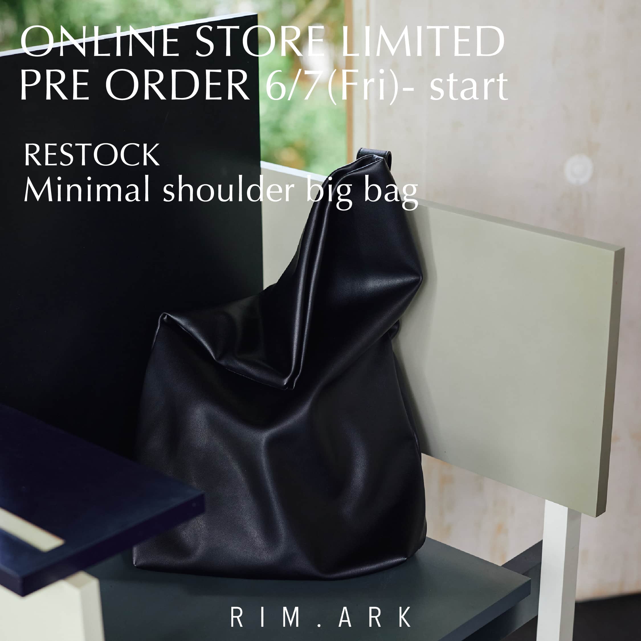 RIM.ARK｜リムアークのトピックス「【RIM.ARK】RESTOCK Minimal shoulder big bag」 - ZOZOTOWN