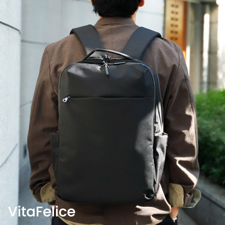 VitaFelice｜ヴィータフェリーチェのトピックス「18ポケットで整頓上手