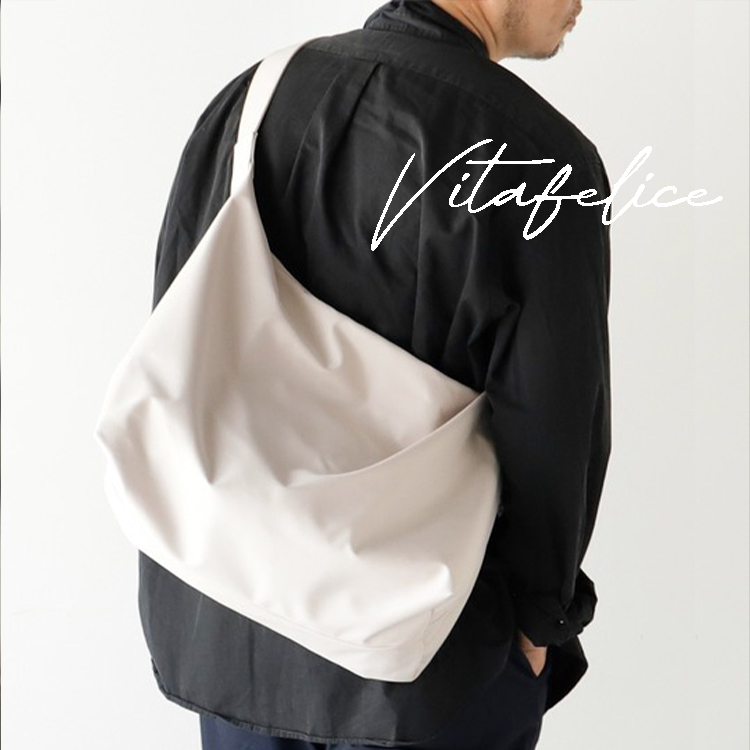 VitaFelice�i���B�[�^�t�F���[�`�F�j�̃V���b�v�j���[�X�u�y�ʁ���e�ʁI�g�����h���̂���r�b�O�V�����_�[�o�b�O �yVitafelice�z�v
