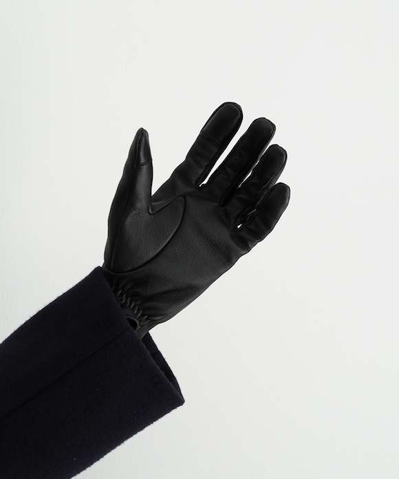 O｜オーのトピックス「【NEW IN】KAIKO BUFF GLOVE」 - ZOZOTOWN