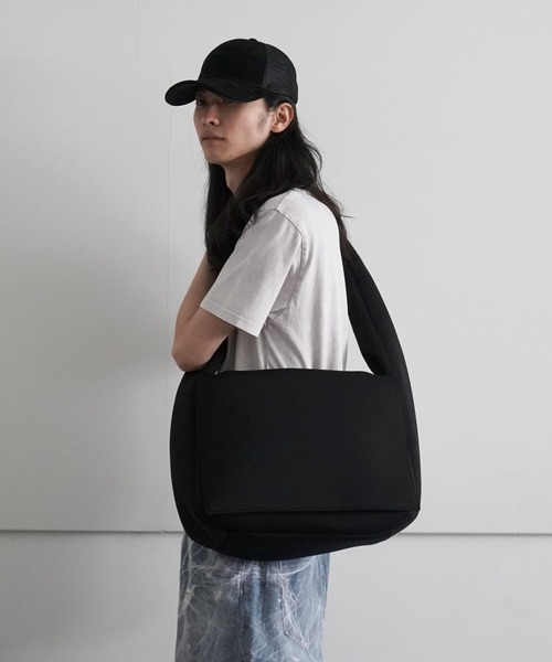 OiI[j̃Vbvj[XuMr.FEAST FLAP SHOULDER BAGv