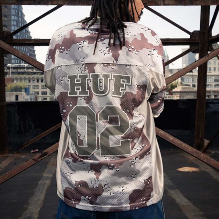 HUF�i�n�t�j�̃V���b�v�j���[�X�u�yHUF�zCAMO FOOTBALL JERSEY�v