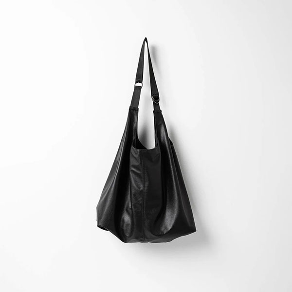ATTACHMENTiA^b`gj̃Vbvj[XuATTACHMENTSHOULDER SHOPPING BAGv