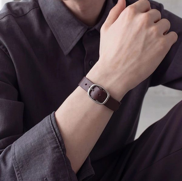 ATTACHMENT�i�A�^�b�`�����g�j�̃V���b�v�j���[�X�u�㎿�ȃJ�E���U�[�̃~�j�}���ȃu���X���b�g�v