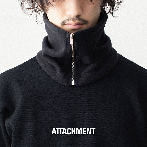 ATTACHMENT�i�A�^�b�`�����g�j�̃V���b�v�j���[�X�uPOLARTEC FLEECE�̍��@�\�ȃl�b�N�E�H�[�}�[�v