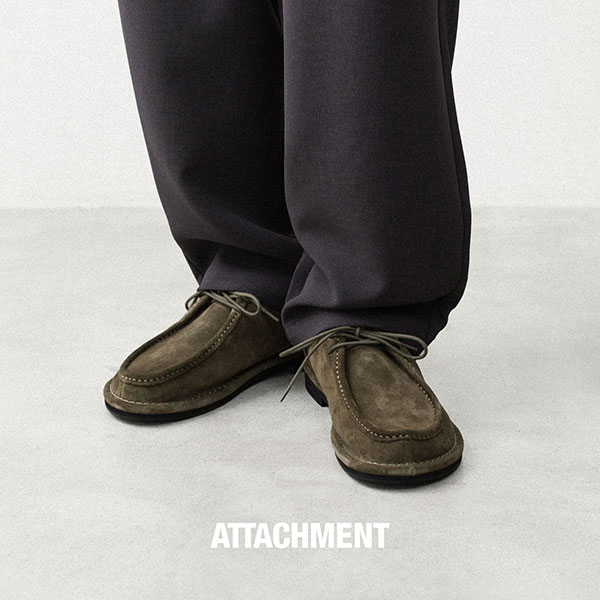 ATTACHMENT�i�A�^�b�`�����g�j�̃V���b�v�j���[�X�u�N���V�b�N�ȃ`�����A���V���[�Y������I�Ɏd�グ���o�u�[�V���v