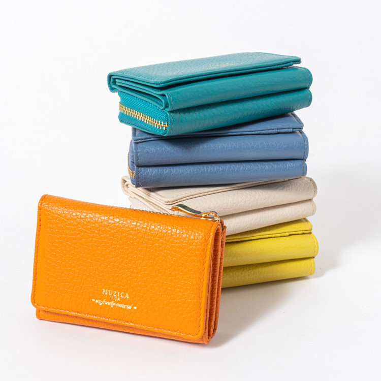 Rivel�i�����F���j�̃V���b�v�j���[�X�u�yMUZICA VITA�z�C�^���A���v�̃J���t���ȃ~�j���z�v