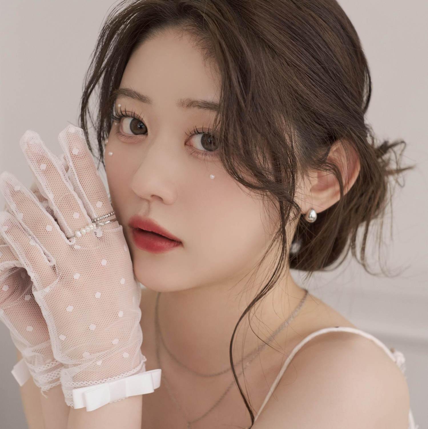 Donnaruma�i�h���i�����}�j�̃V���b�v�j���[�X�uMs.yuu by Nothing And Othres�v