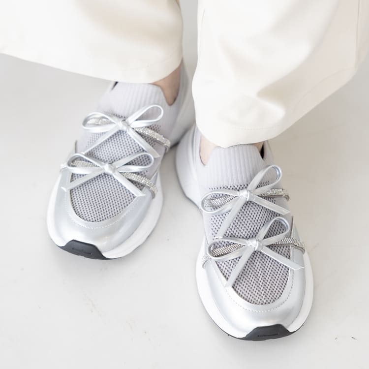 attagirl�i�A�^�K�[���j�̃V���b�v�j���[�X�uNew�u�����h **[Higirl]** �X�j�[�J�[���W�v