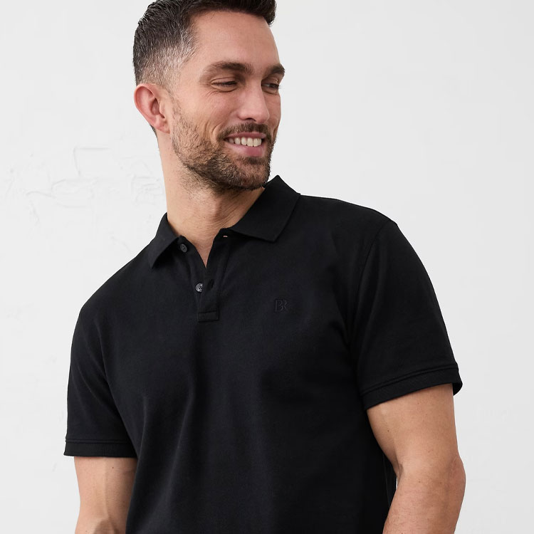 BANANA REPUBLIC�i�o�i�i�E���p�u���b�N�j�̃V���b�v�j���[�X�u�Ă̒�ԁA�l�C�W���BBANANA REPUBLIC MEN'S ��T�̐l�CTOP30�v