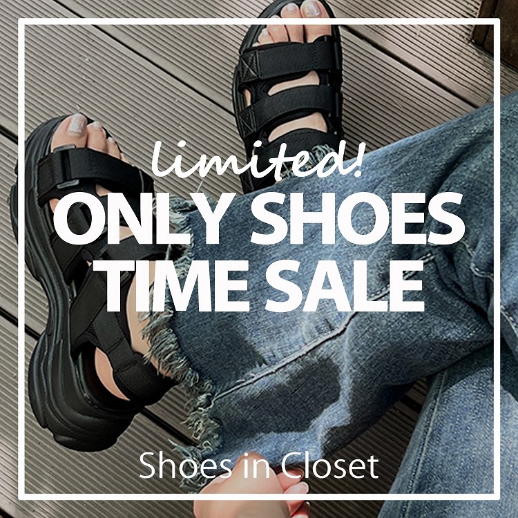 Shoes in Closet -V[N-iV[YCN[[bgj̃Vbvj[XuySHOES TIME SALEzIăT_v