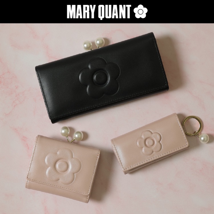 MARY QUANT｜マリークヮントのトピックス「パールパーツが上品な財布