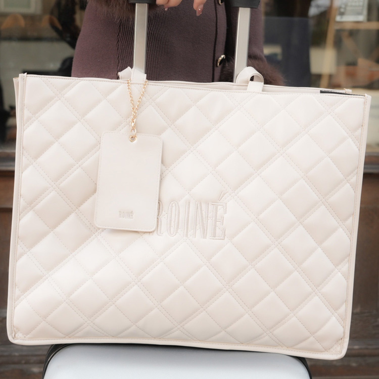 LIPSERVICE�i���b�v�T�[�r�X�j�̃V���b�v�j���[�X�u�yLIPSERVICE�z�l�C�o�b�O�����Љ�I�v