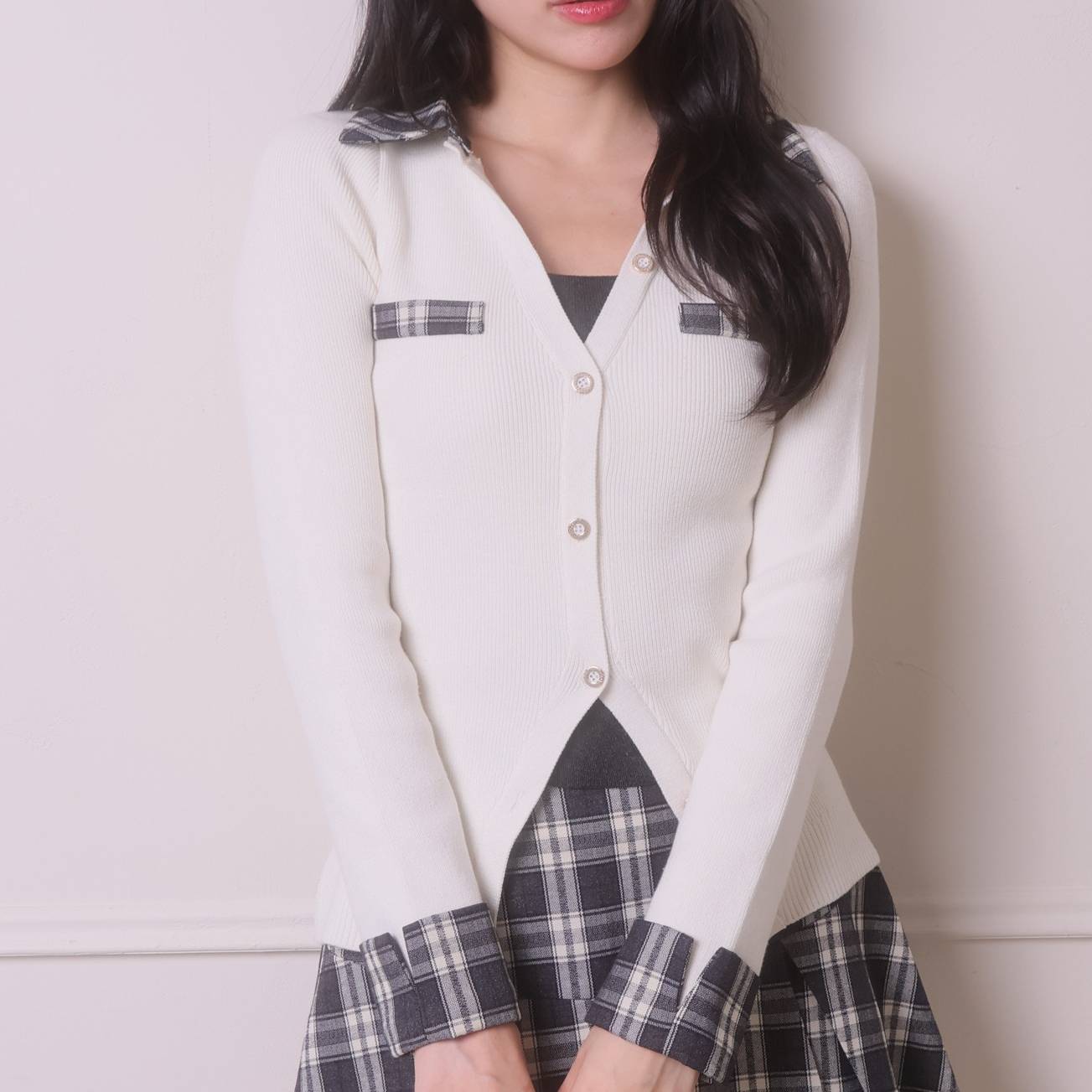 LIPSERVICE�i���b�v�T�[�r�X�j�̃V���b�v�j���[�X�u�yLIP SERVICE�z�l�C�\��̔��A�C�e�������Љ�I�v