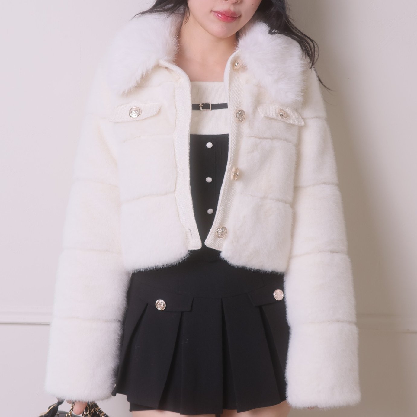 LIPSERVICE�i���b�v�T�[�r�X�j�̃V���b�v�j���[�X�u�l�C�A�E�^�[�����Љ�I�v