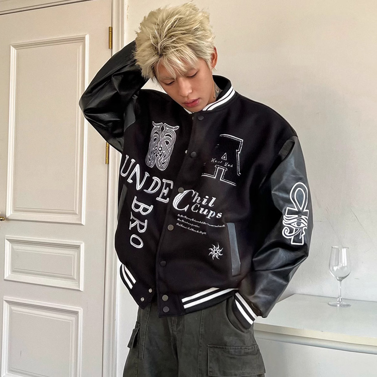 Ressaca�i���T�[�J�j�̃V���b�v�j���[�X�u�yRessaca�z�X�g���[�g���[�h���������Ă�T�K���h�J�X�^�W�����v