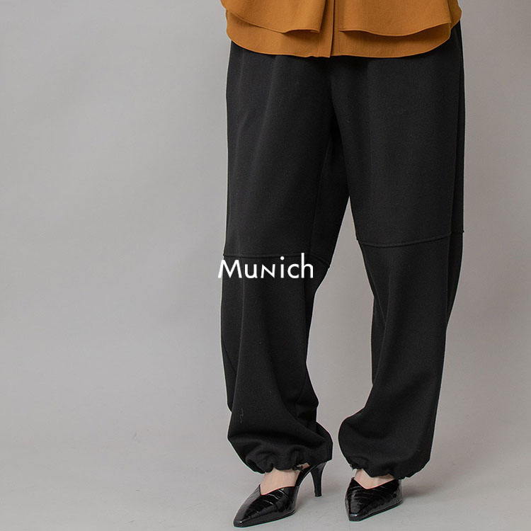 Munich�i�~���[�j�b�N�j�̃V���b�v�j���[�X�u�y�D�GPANTS�z�������N�т��Ă��Ēg�����B�V���ɂ��Ȃ�ɂ����D�G�f�ނ̃p���c�ł��B�v