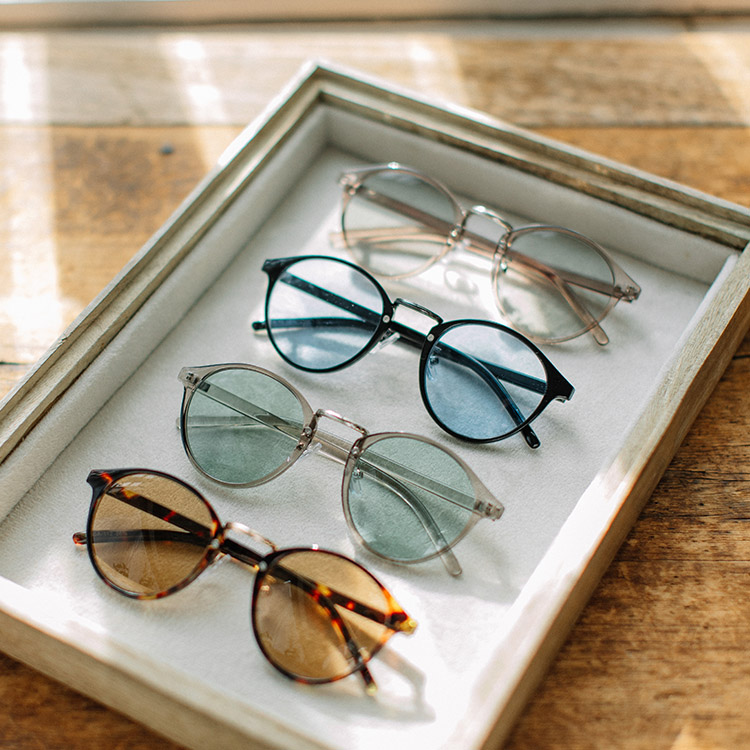 Munich�i�~���[�j�b�N�j�̃V���b�v�j���[�X�u�y�V��T���O���X�z�l�C�̃T���O���X�����Љ�܂��B�v