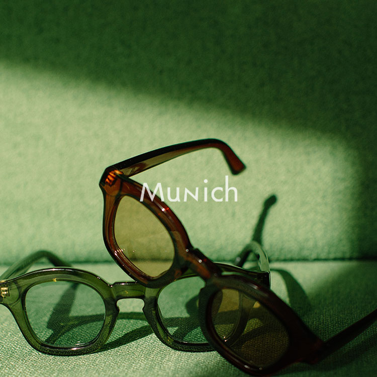 Munich�i�~���[�j�b�N�j�̃V���b�v�j���[�X�u�y�T���O���X�V���[�Y�z���V�[�Y���̐V��T���O���X�V���[�Y�����Љ�܂��B�v