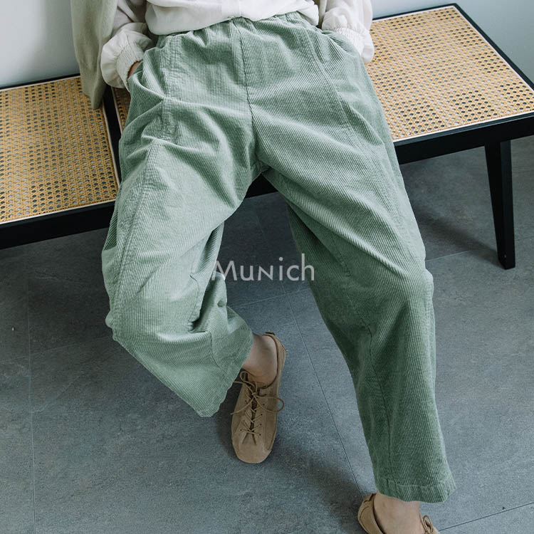 Munich�i�~���[�j�b�N�j�̃V���b�v�j���[�X�u�y�J���[�p���c�z�L���C�ȃJ���[�������̃o�����p���c�����Љ�܂��B�v
