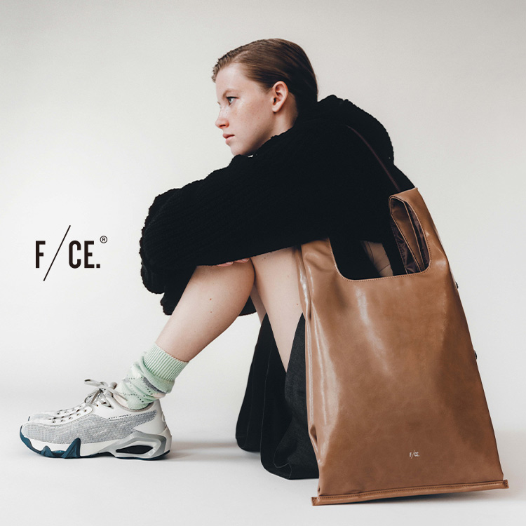 F/CE.iGtV[C[j̃Vbvj[XuAUTUMN BAG -TECH LEATHER-v