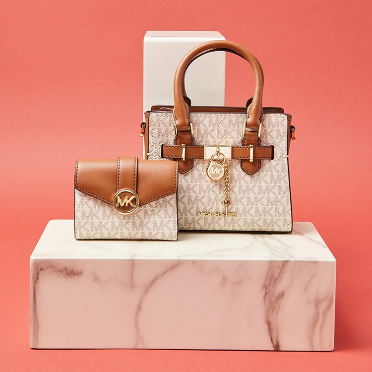 MICHAEL KORS｜マイケル・コースのトピックス「【MICHAEL KORS】ちょっとしたお出掛けに最適◎スモールバッグ特集♪」 -  ZOZOTOWN