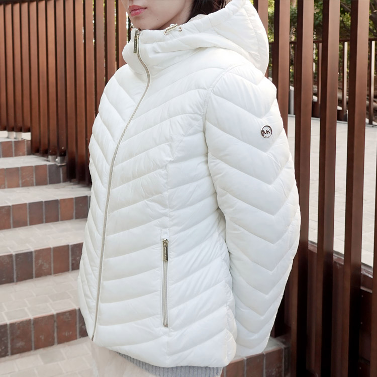 MICHAEL KORSi}CPR[Xj̃Vbvj[XuyMICHAEL KORSz{iIȊ˓I_EWv