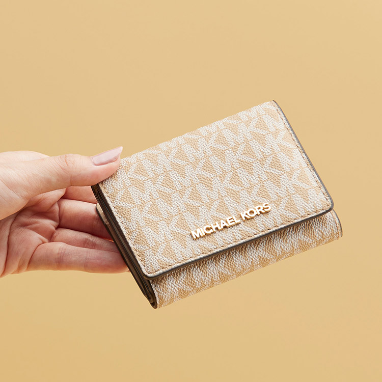 MICHAEL KORS�i�}�C�P����R�[�X�j�̃V���b�v�j���[�X�u�yMICHAEL KORS�z�M�t�g�ɂ��������߁�~�j���z���W�I�v