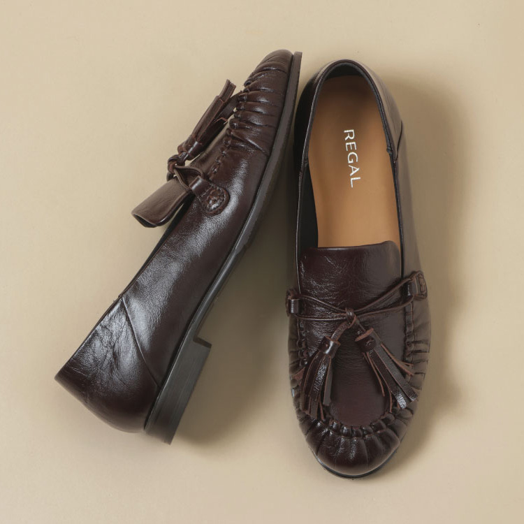 REGAL FOOT COMMUNITY�i���[�K���@�t�b�g�R�~���j�e�B�j�̃V���b�v�j���[�X�uREGAL�b�����ɏ_�炩�ȕ\��������b�N�X���ė�����t���b�g���J�V���v