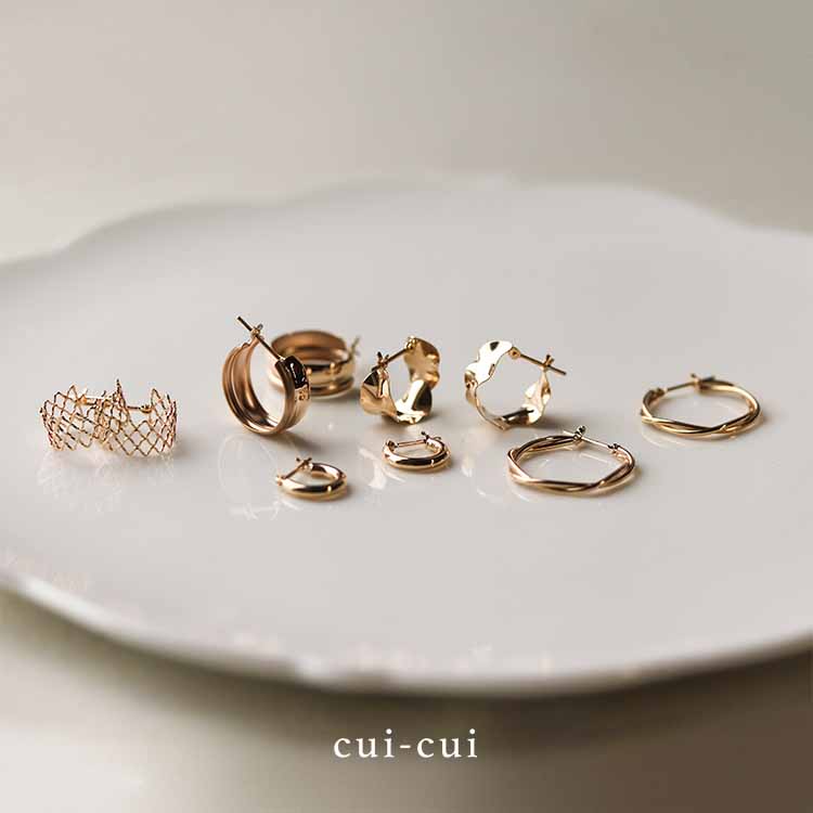 【美品】cui-cuiゴールド フープ　ピアス　シンプル　両耳 cui-cui｜キュイキュイのトピックス「Gold Hoop Pierce -ゴールド