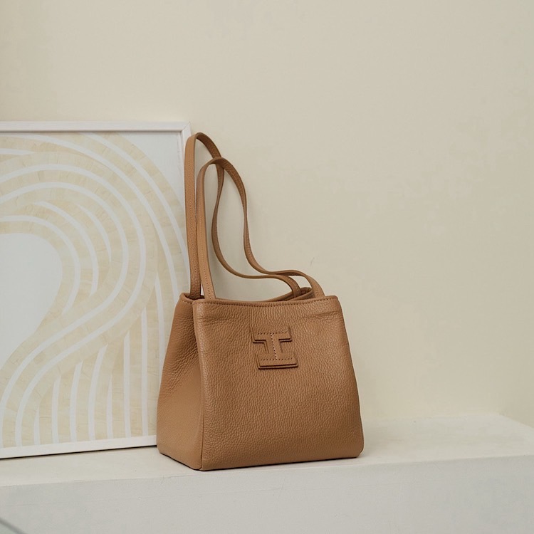 IACUCCI�i�C�A�N�b�`�j�̃V���b�v�j���[�X�u�sIACUCCI�t�Ăł��y�₩�Ɏ��Ă�hSENTIERO�i�Z���e�B�G�[���j�h�v