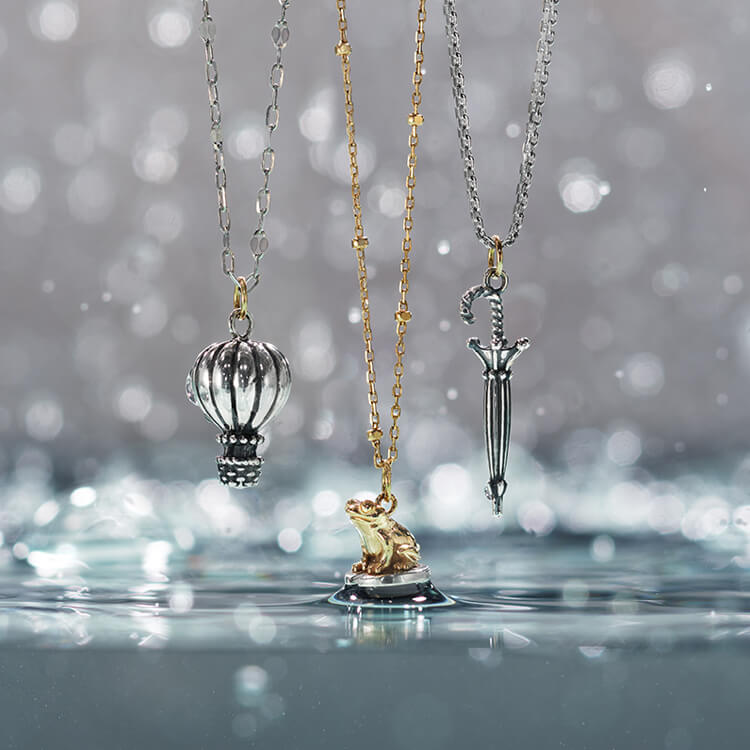 agete 羽根モチーフ チャーム チャーム ナチュラル羽根 AG – 貴和