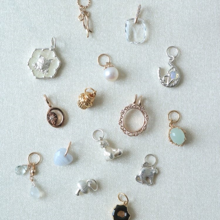 sunflower 　⭐︎ノジェス　チャーム⭐︎ Tiny Charm】K10ダイヤモンドチャーム｜ピアスチャーム