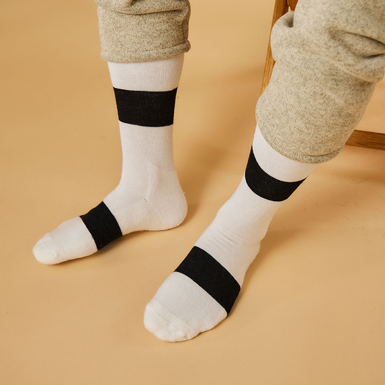 Sawinto ソイントのトピックス 冬のあったか靴下特集 Zozotown