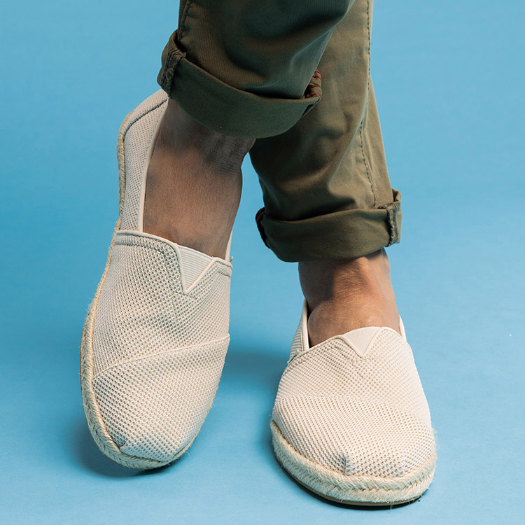 セール ナチュラル リプリーブ ニット メンズ アルパルガータ ロープ スリッポン Toms トムス のファッション通販 Zozotown