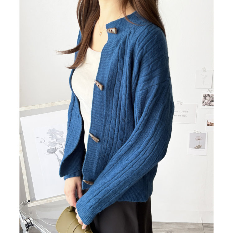 AmuletiA~bgj̃Vbvj[XuyAmuletzi`ɒg܂Ƃ P[ugO{^J[fBKv