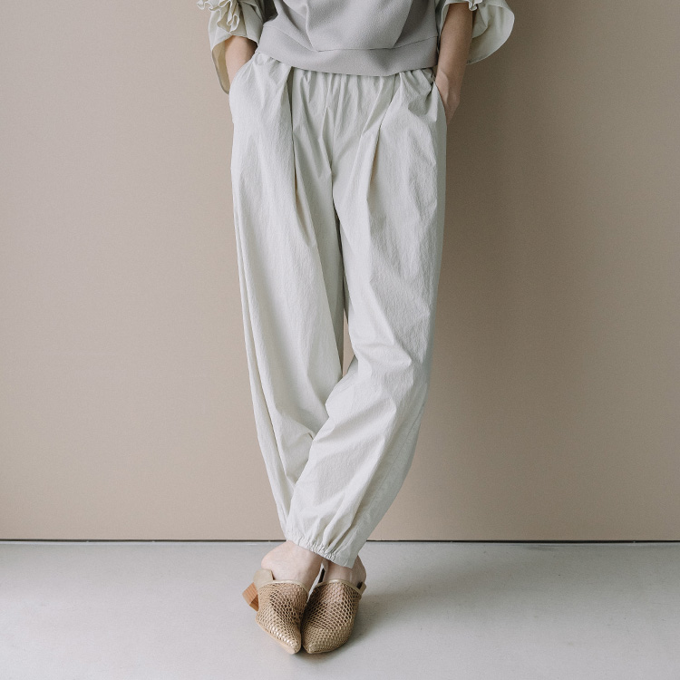 MARECHAL TERRE�i�}���V�����e���j�̃V���b�v�j���[�X�u�J�W���A���f�ނœK�x�ȃn�����B�R�N�[���p���c�v