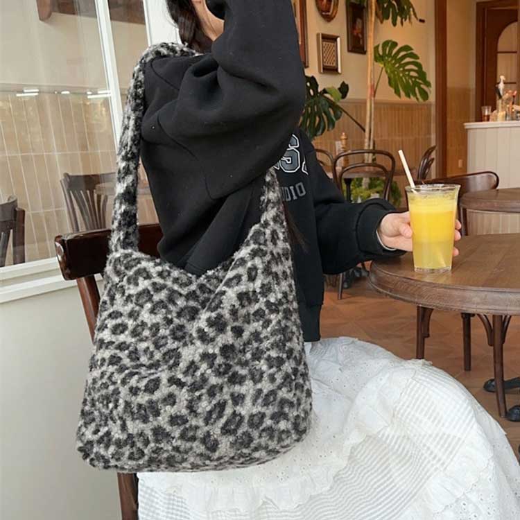 mebolei{j̃Vbvj[XuymebolezIp[hg[gobOv