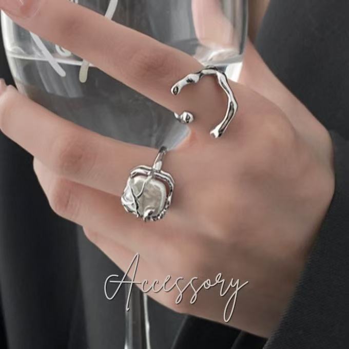 mebole�i���{���j�̃V���b�v�j���[�X�u�ymebole�zACCESSORY�v