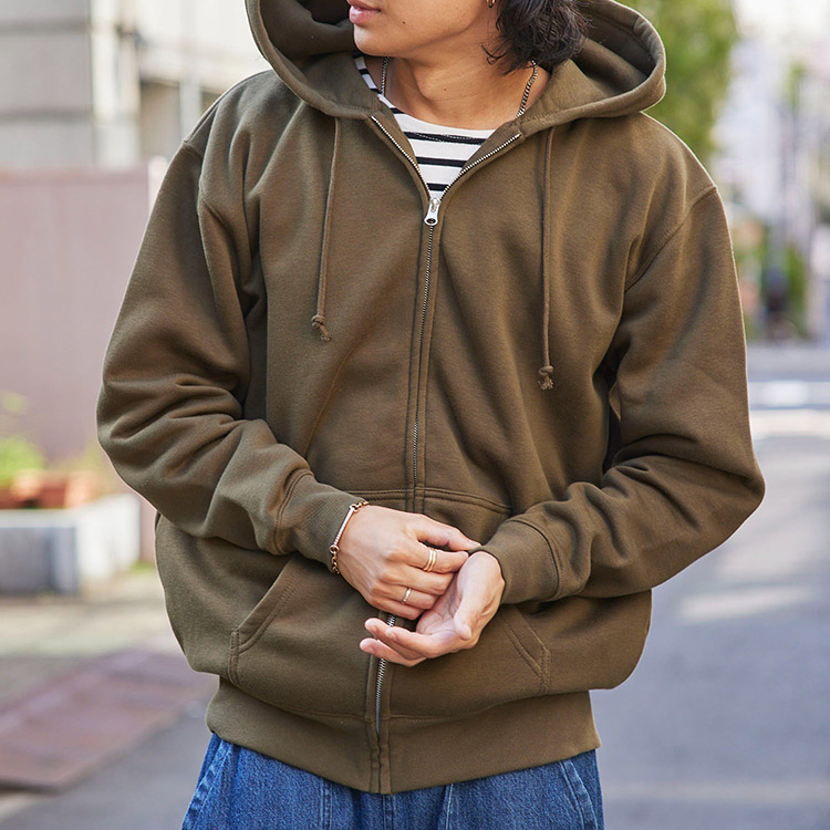 セール】【GILDAN】8.0 oz ヘビーブレンド裏起毛スウェットフルZIP