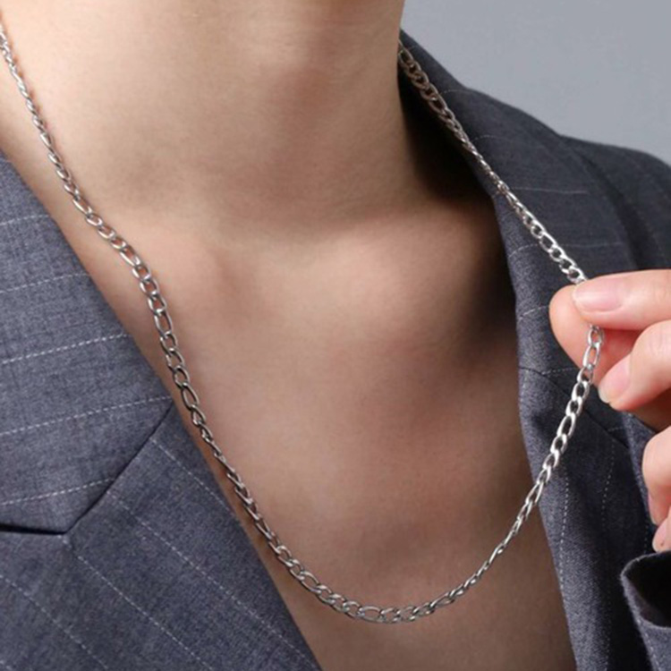 SETUP7�i�Z�b�g�A�b�v�Z�u���j�̃V���b�v�j���[�X�u�t�R�[�f�ɐ��������V���o�[�A�N�Z�T���[���W�v