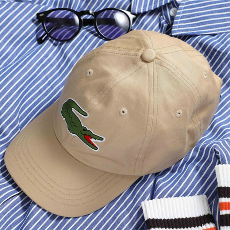 SETUP7�i�Z�b�g�A�b�v�Z�u���j�̃V���b�v�j���[�X�u�A�N�Z���g�Ɍ����A��l�J�W���A���L���b�v�v