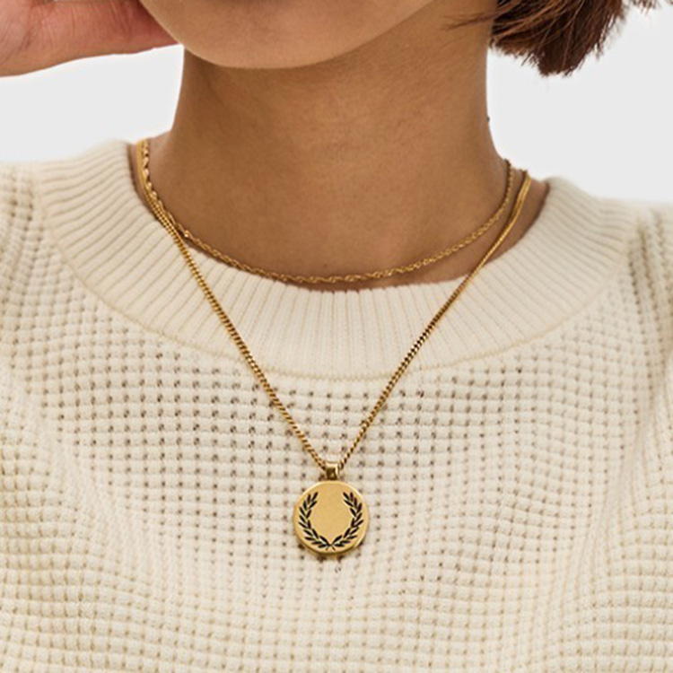 【美品】フレッドペリー　Fred Perry　ネックレス 楽天市場】フレッドペリー FRED PERRY ネックレス フレッド