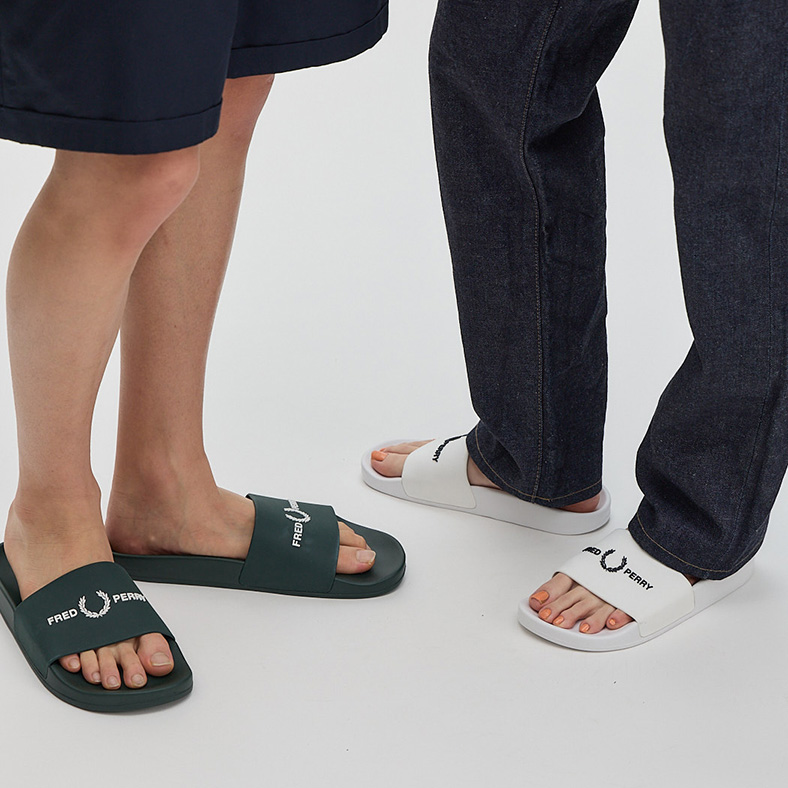 FRED PERRY�i�t���b�h�y���[�j�̃V���b�v�j���[�X�uHOLIDAY EDITION�^�Đ���A�C�e���v