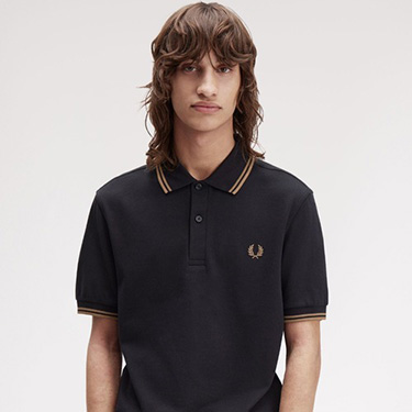 FRED PERRY�i�t���b�h�y���[�j�̃V���b�v�j���[�X�u�`���𒅂悤�B�t���b�h�y���[�̃|���V���c�I �v