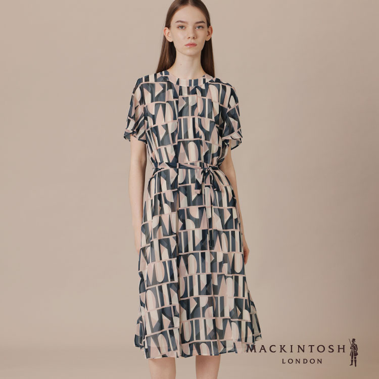MACKINTOSH LONDON�i�}�b�L���g�b�V�� �����h���j�̃V���b�v�j���[�X�u�w�l���6�����f�ڄ����Ă̒��f���X�^�C���v