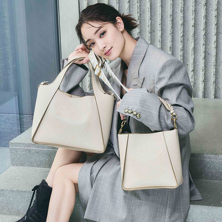 Stella Logo Top Handle Crossbody Bag / ステラ ロゴ トップ Stella Logo Top Handle Crossbody Bag / ステラ ロゴ トップ