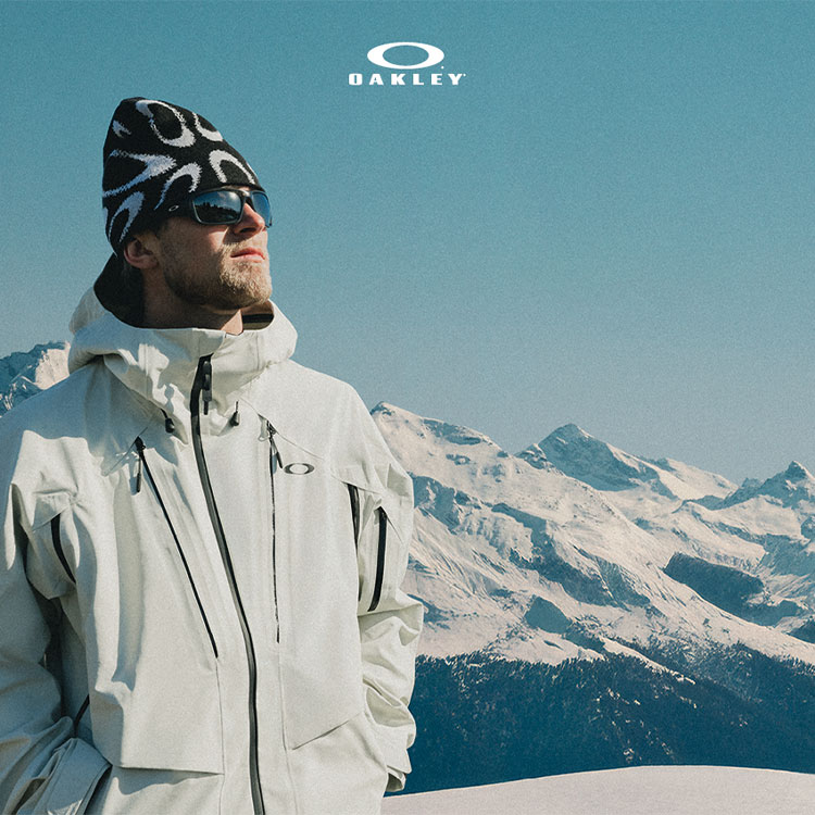 LUXOTTICA�i���b�N�X�I�e�B�J�j�̃V���b�v�j���[�X�u�I�[�N���[�X�m�[�R���N�V�����Ő�R�ł����K�v